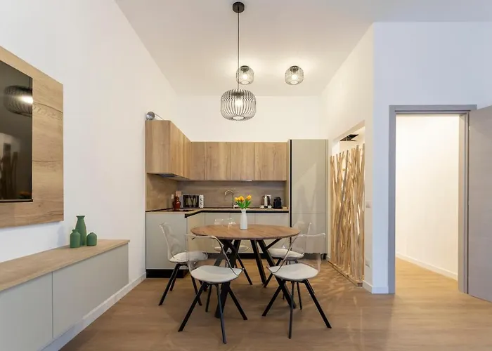 Vatican & Prati 10 Min - 2 - 3 Work Desks Apartman Róma