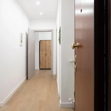 Apartament Vatican & Prati 10 Min - 2 - 3 Work Desks